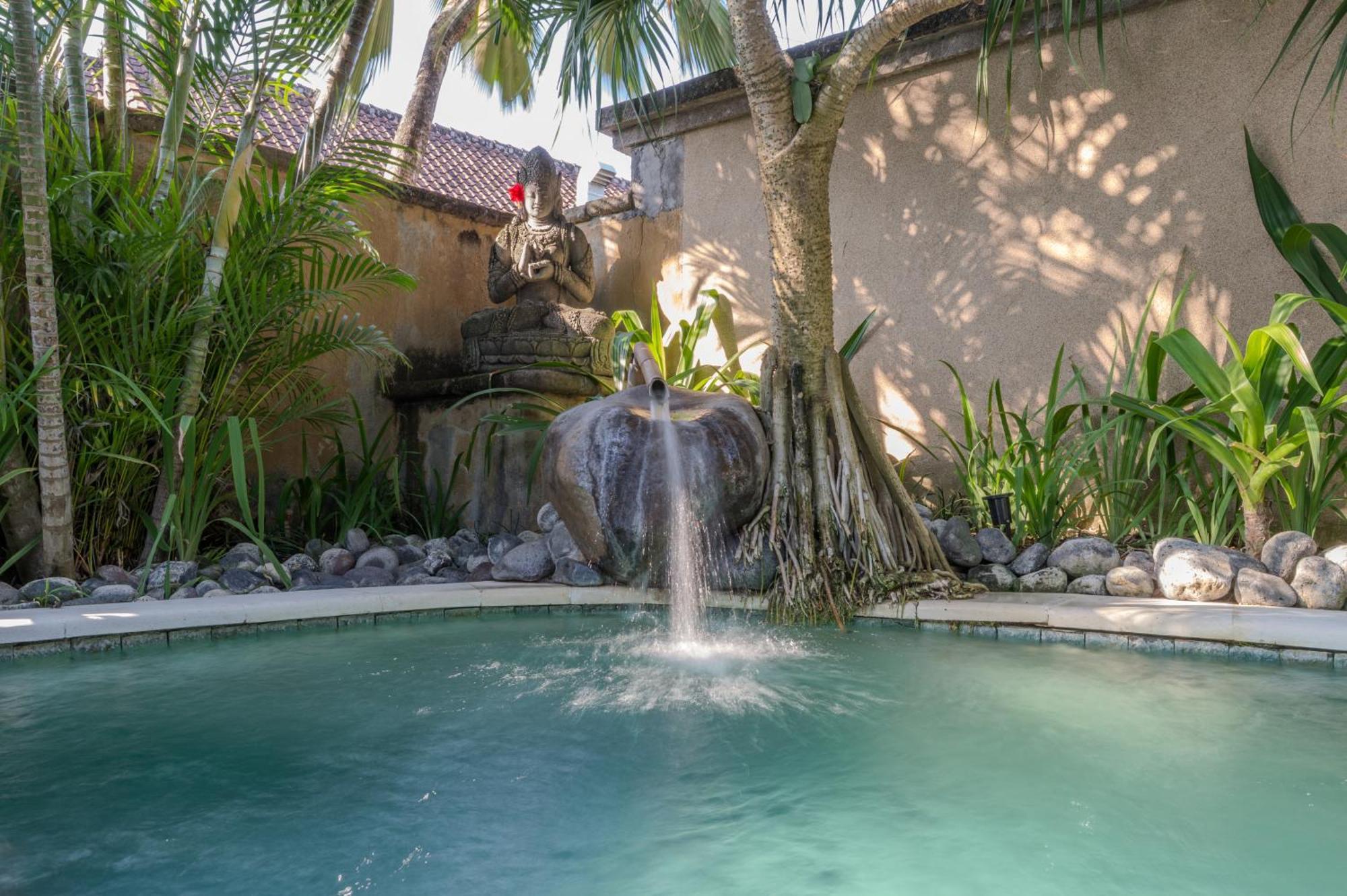 Villa Tirta Naga Bali Seminyak Eksteriør billede